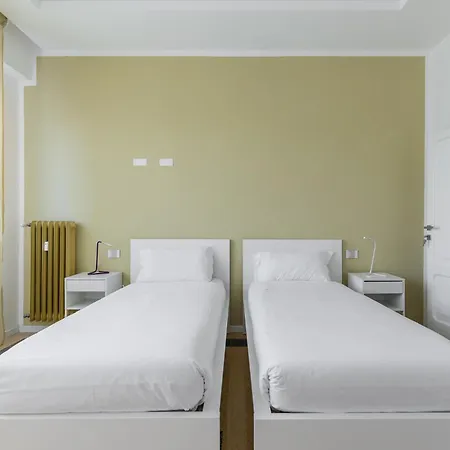 Carracci Luxury Apartment Bologna
