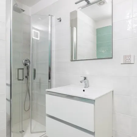 Carracci Luxury Apartman Bologna
