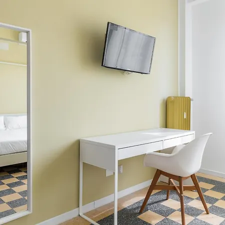 Carracci Luxury Apartment *