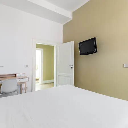 Carracci Luxury Apartment Bologna